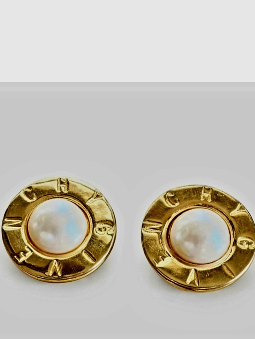 Givenchy Gold-plated Faux Pearl Round Vintage Earrings